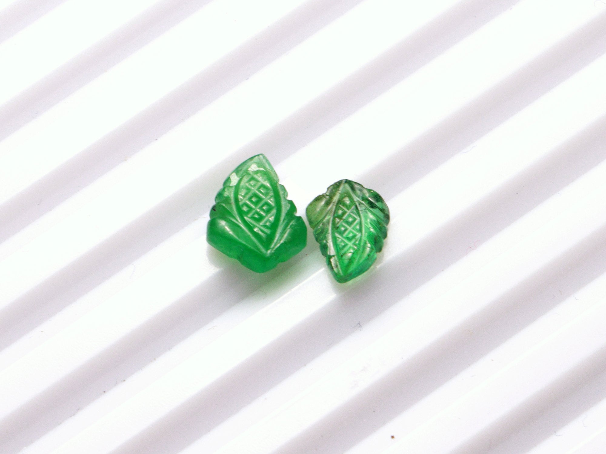 Green Emerald Leaf Carving Loose Gemstone, 7x9 mm To 8x11 mm, Emerald Carved Leaf, Emerald Engraving Jewelry Making Gemstone, SKU1935