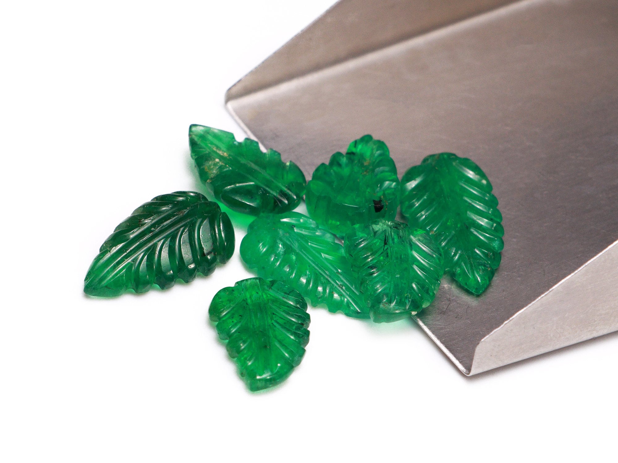 Green Emerald Carving Leaf Loose Gemstone, 8x11 mm To 8x14 mm, Emerald Carving Leaf, Emerald Engraving Jewelry Making Gemstone, SKU1912