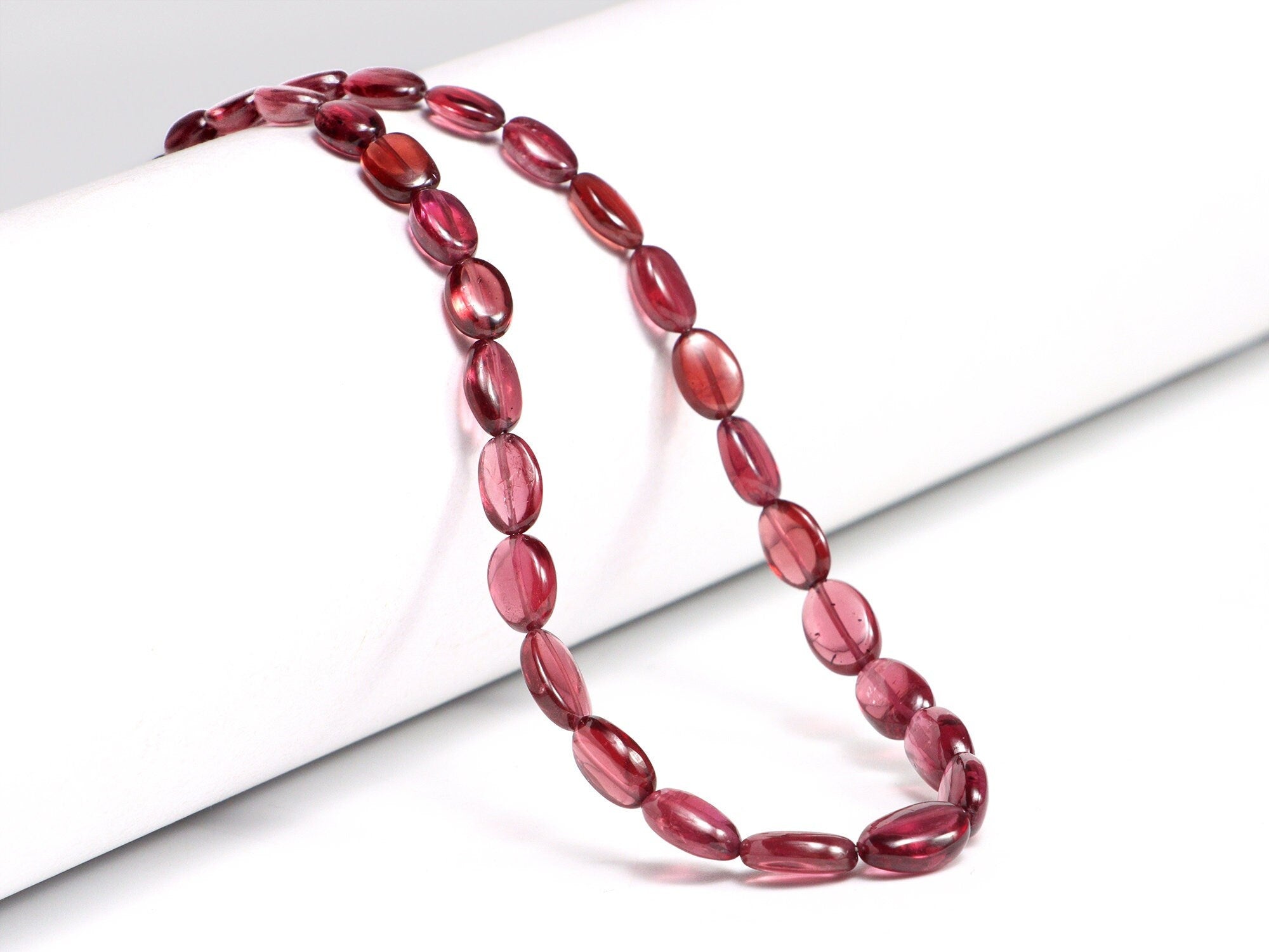Rhodolite Garnet Smooth Oval Beads, 4x5 mm To 6x8.5 mm, Reddish Rhodolite Garnet Oval, Reddish Garnet Jewelry Making Gemstone Beads