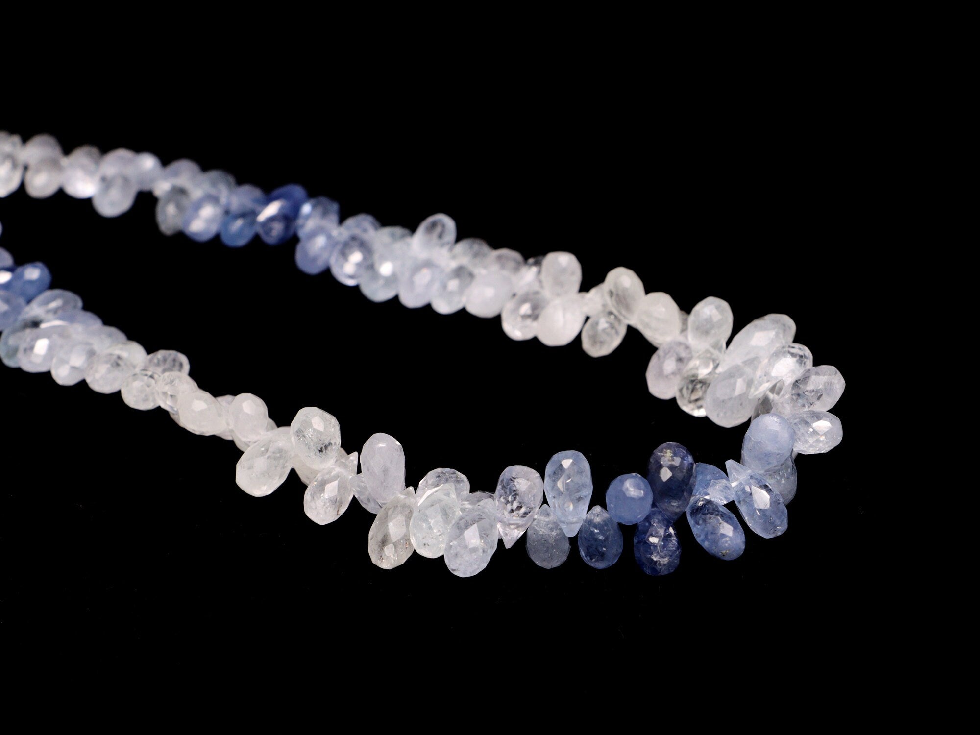 AA Quality Blue Shaded Sapphire Faceted Drops Beads, SKU2010