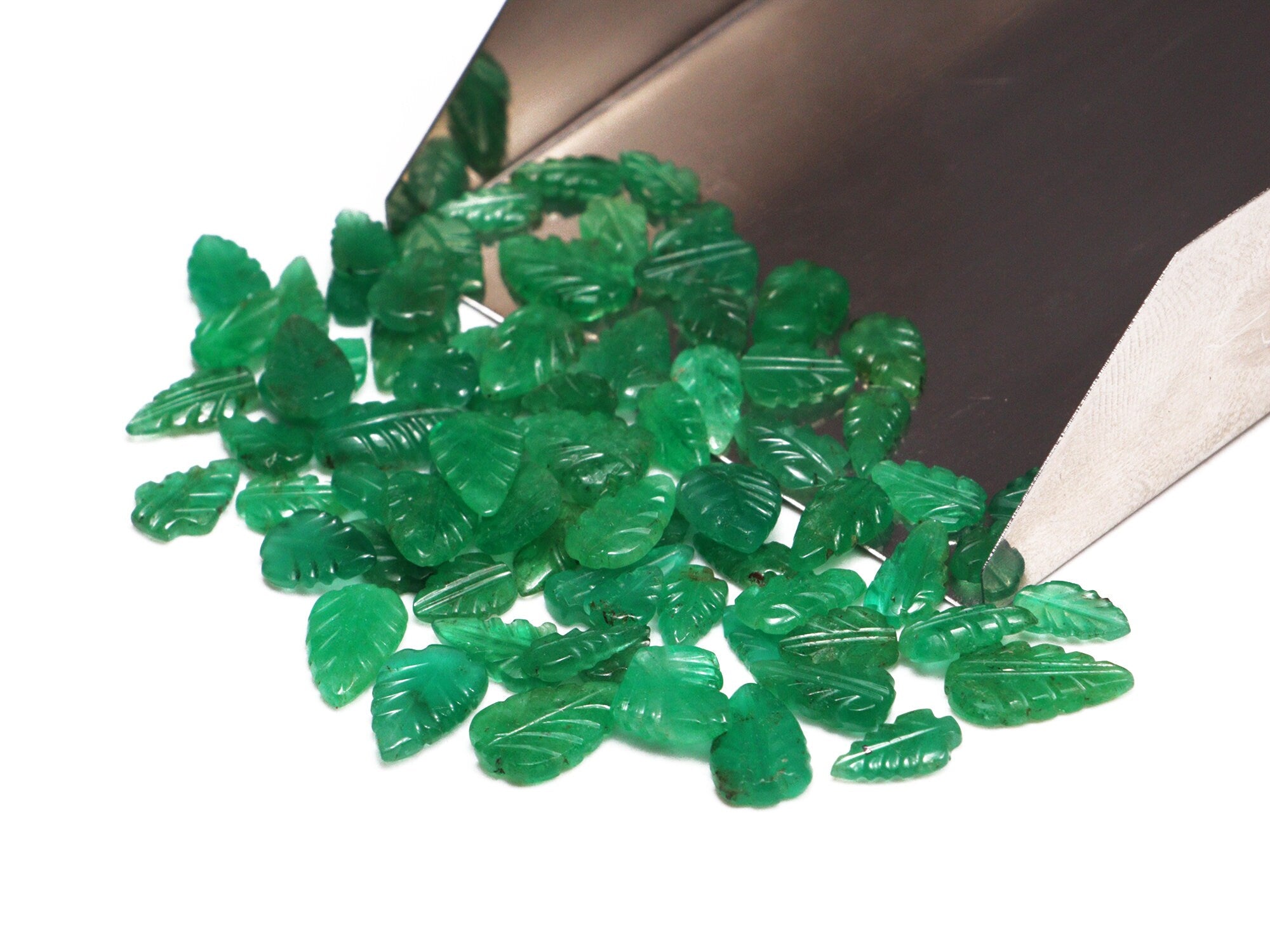 AA Quality Emerald Leaf Carving Gemstone Lot, SKU2090