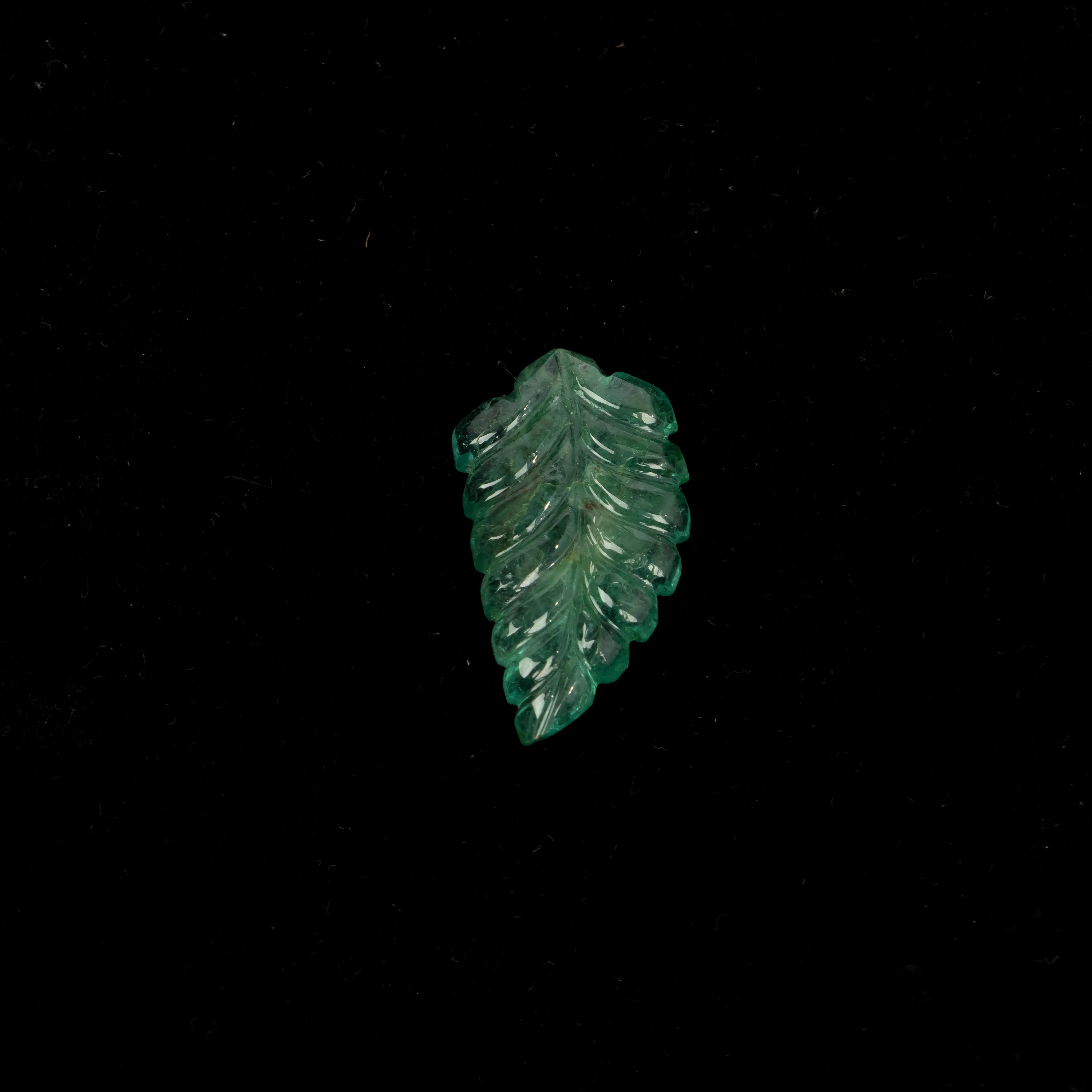 Natural Emerald Leaf Shape Gemstone, Leaf Carving Emerald Loose Gemstone, Gemstone Leaf Carving, Jewelry Making Gemstone Beads