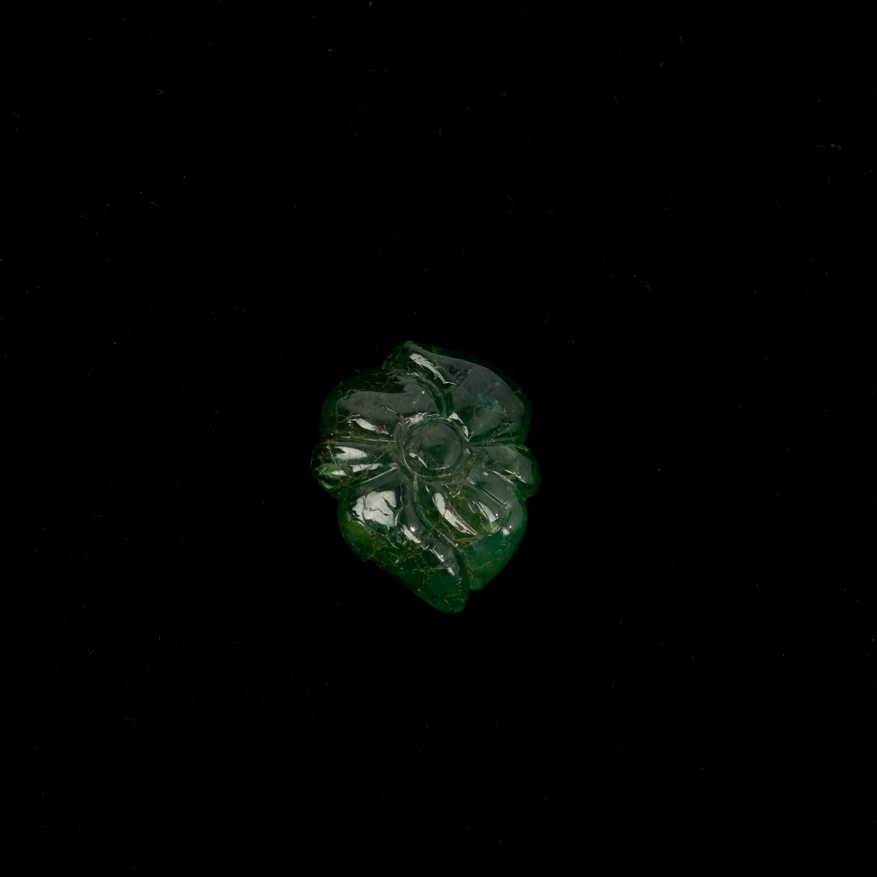 Natural Emerald Flower Shape Gemstone, Emerald Fancy Carving Loose Gemstone, Emerald Jewelry Making Handmade Carving Gemstone