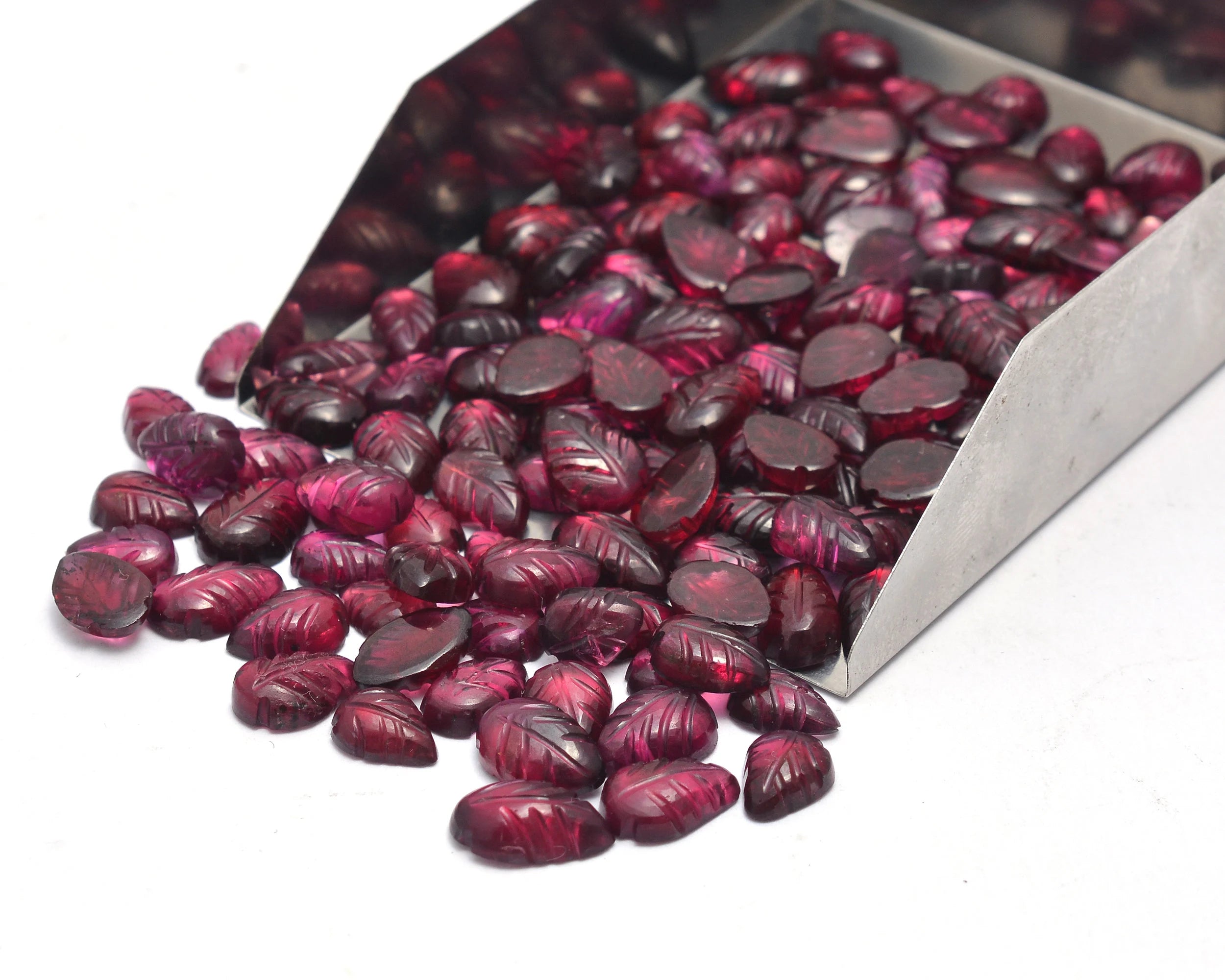 Rhodolite Garnet Carving Leaf Loose Gemstone, 7x5 mm To 10x7 mm,  SKU791