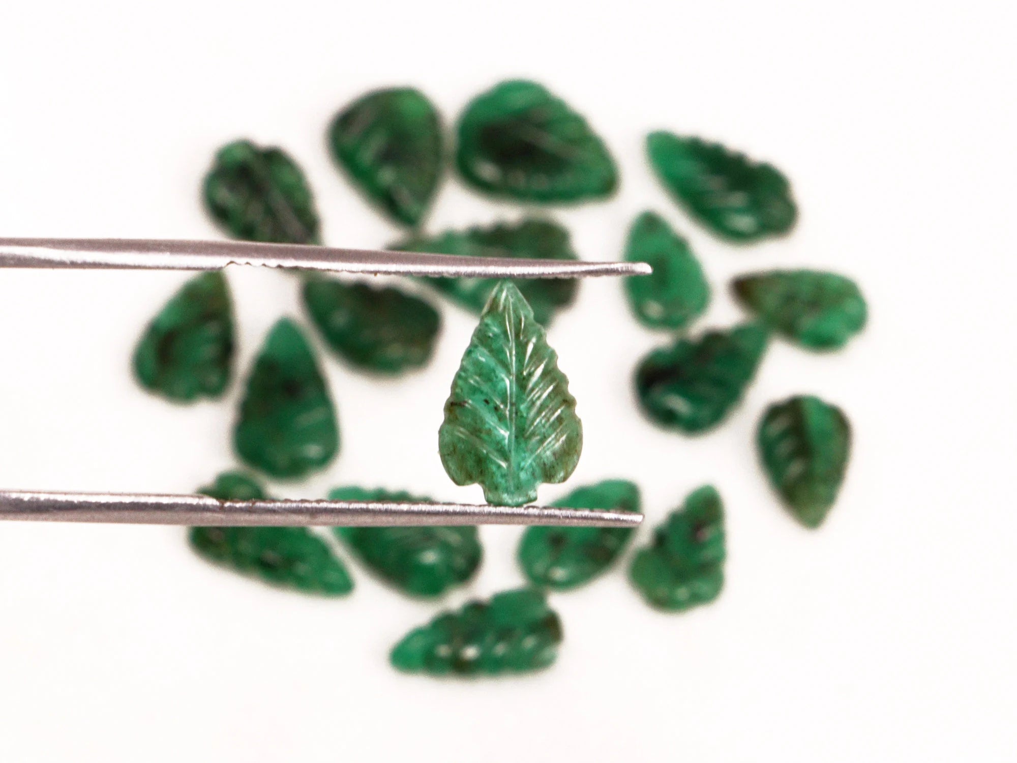 AA Quality Emerald Leaf Carving Gemstone, SKU2087