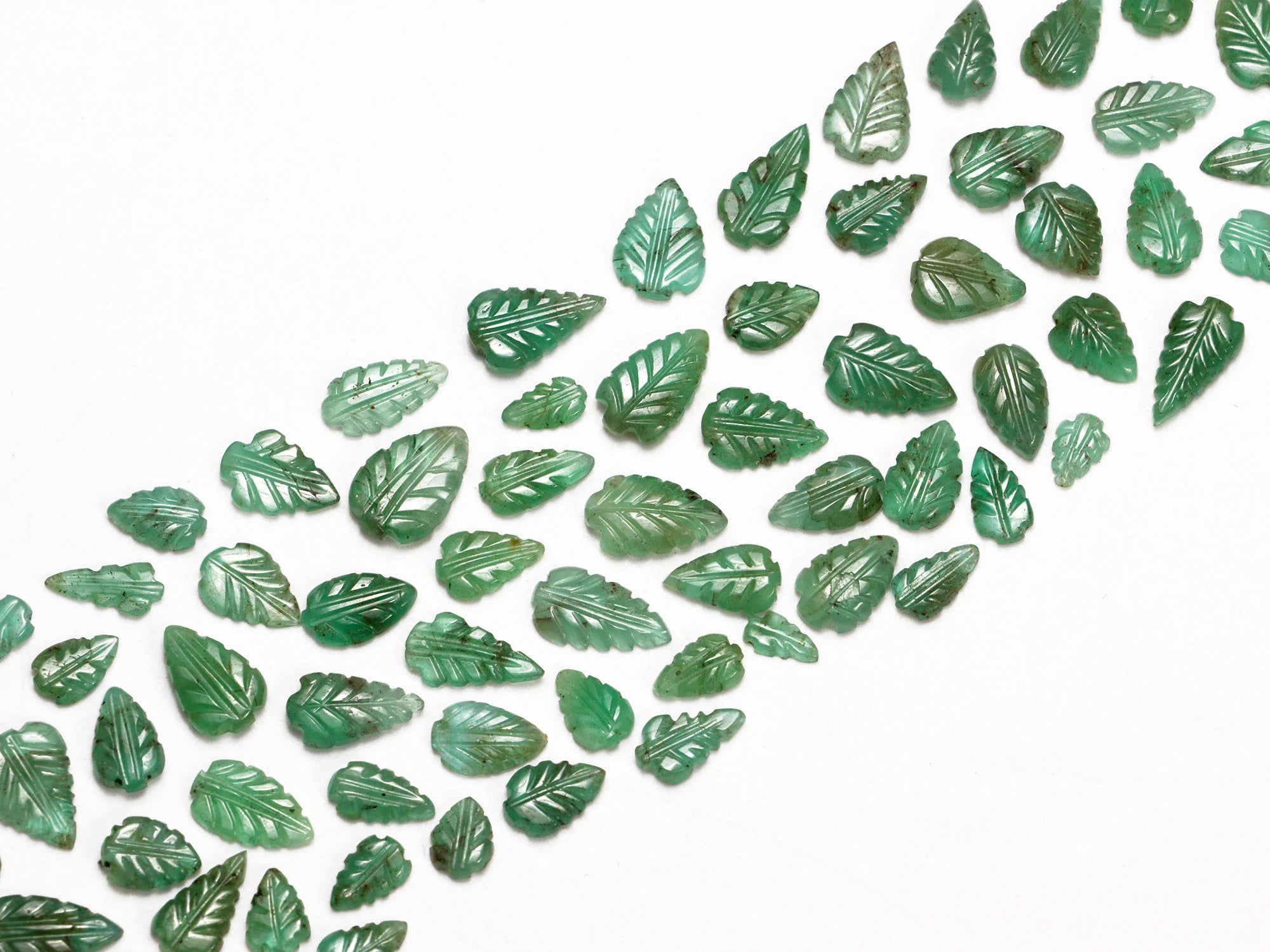 AA Quality Emerald Leaf Carving Gemstone Lot, SKU2093