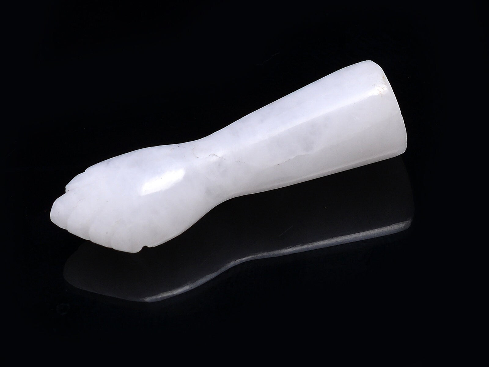 White Agate Carving Hand Pendant, 9.8x34.5 mm, SKU992