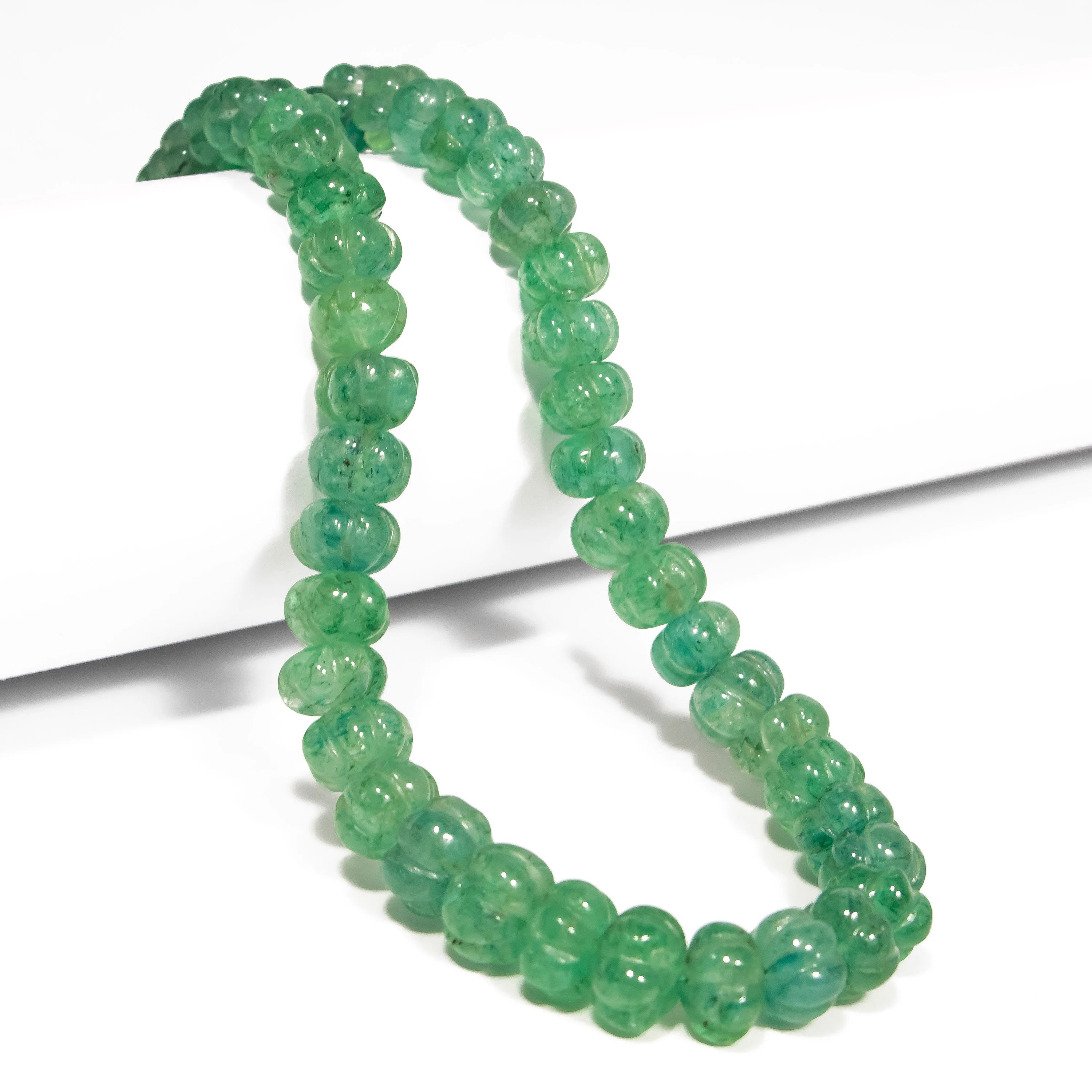 Natural Green Strawberry Quartz Melon Carving Beads Necklace, Handmade Beaded Jewelry, SKU2316