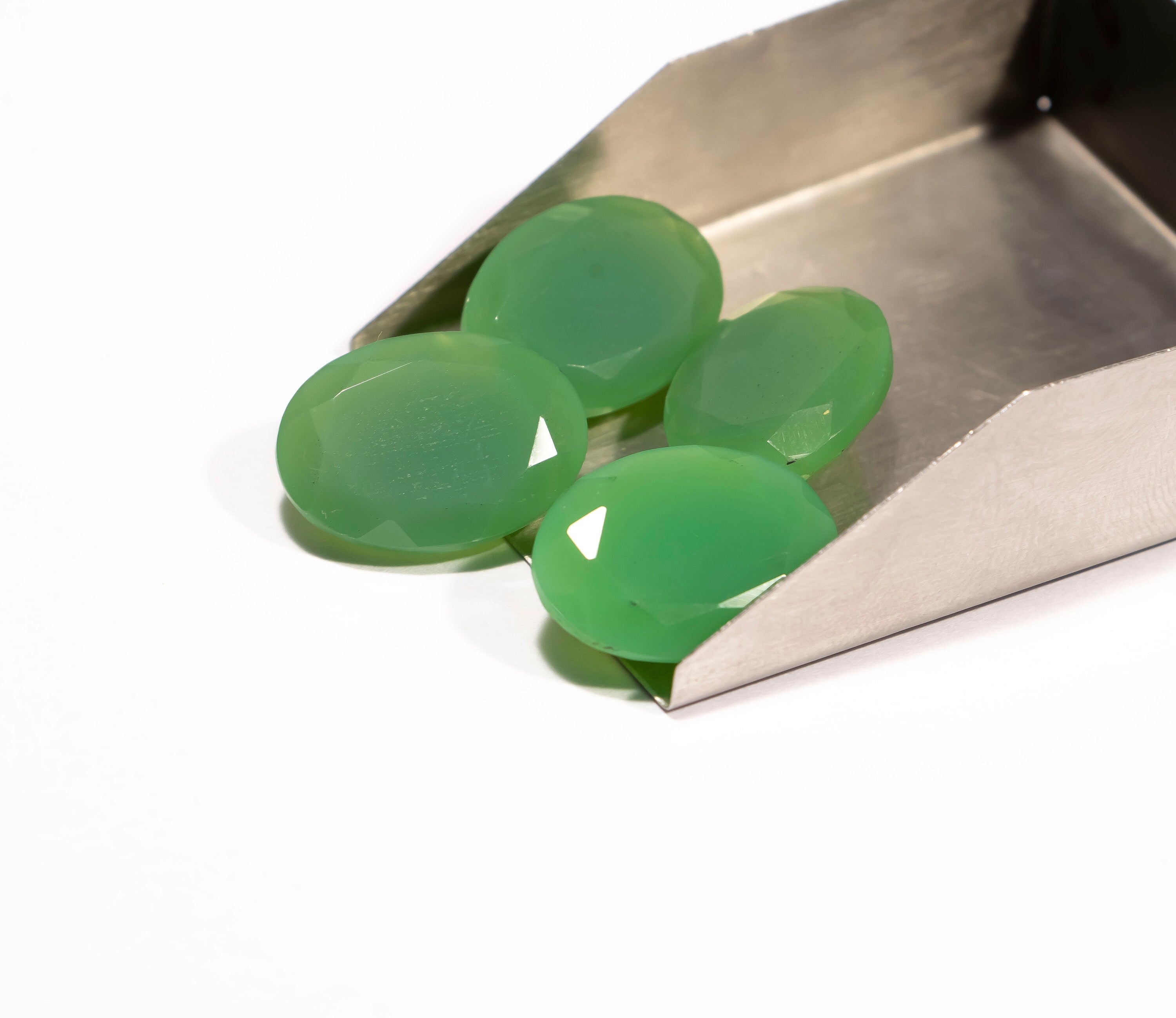 4 Pieces Chrysoprase Faceted Oval Shape Gemstone, 13x18 mm Chrysoprase Oval Loose Ring Stone, SKU2366