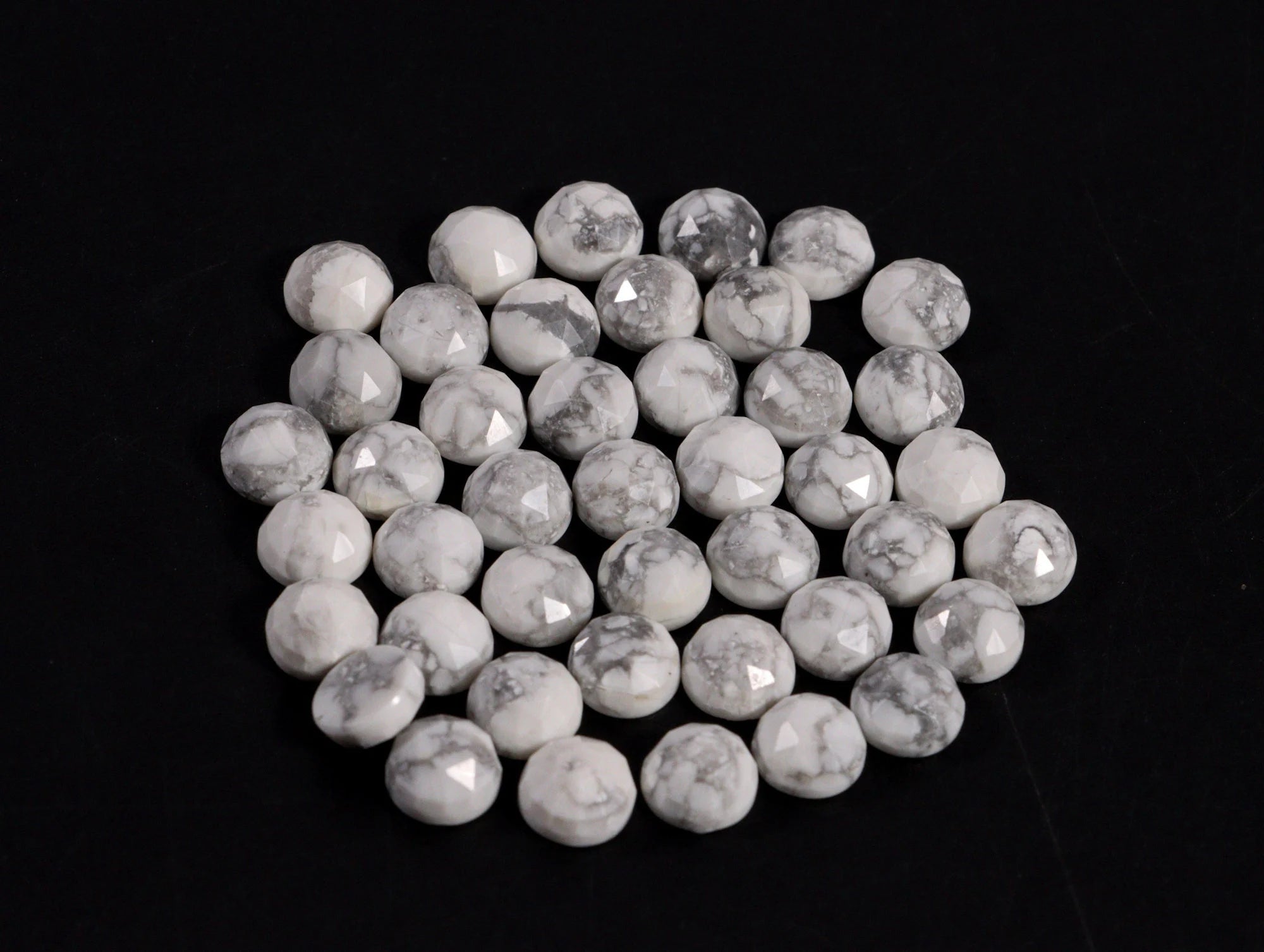Natural Howlite Faceted Round Loose Gemstone, 8 mm, SKU2226